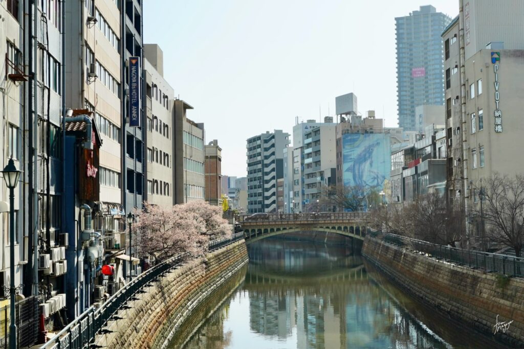錦橋から見た堀川